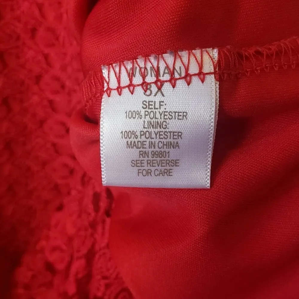 ROZ & ALI Flowy Scoopneck Red Lace Top 3X